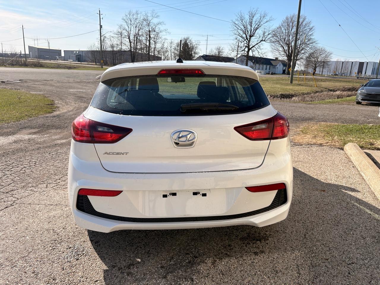 2019 Hyundai Accent 5 DOOR AUTO Photo
