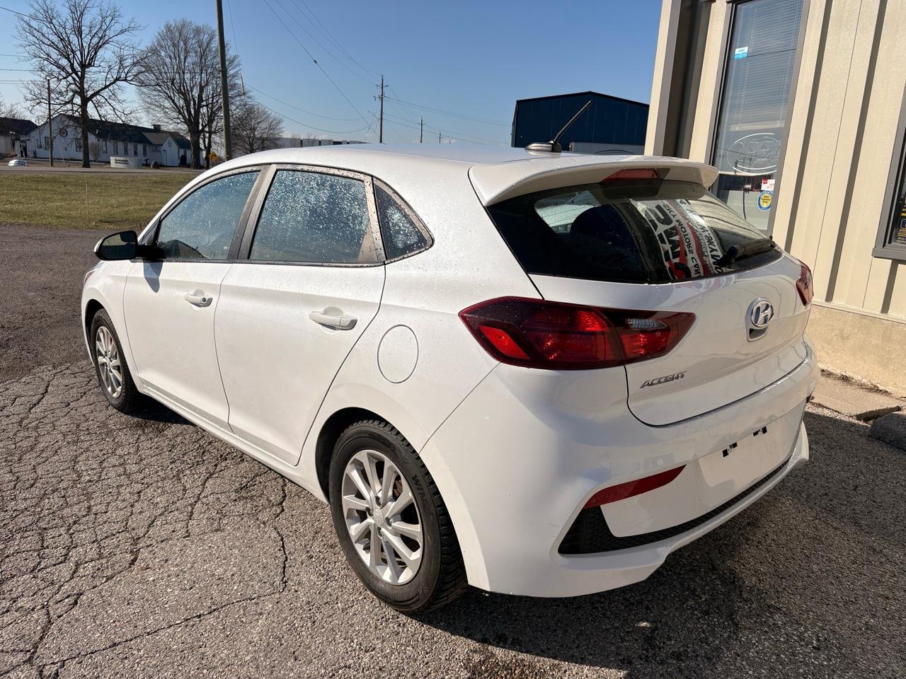 2019 Hyundai Accent 5 DOOR AUTO Photo