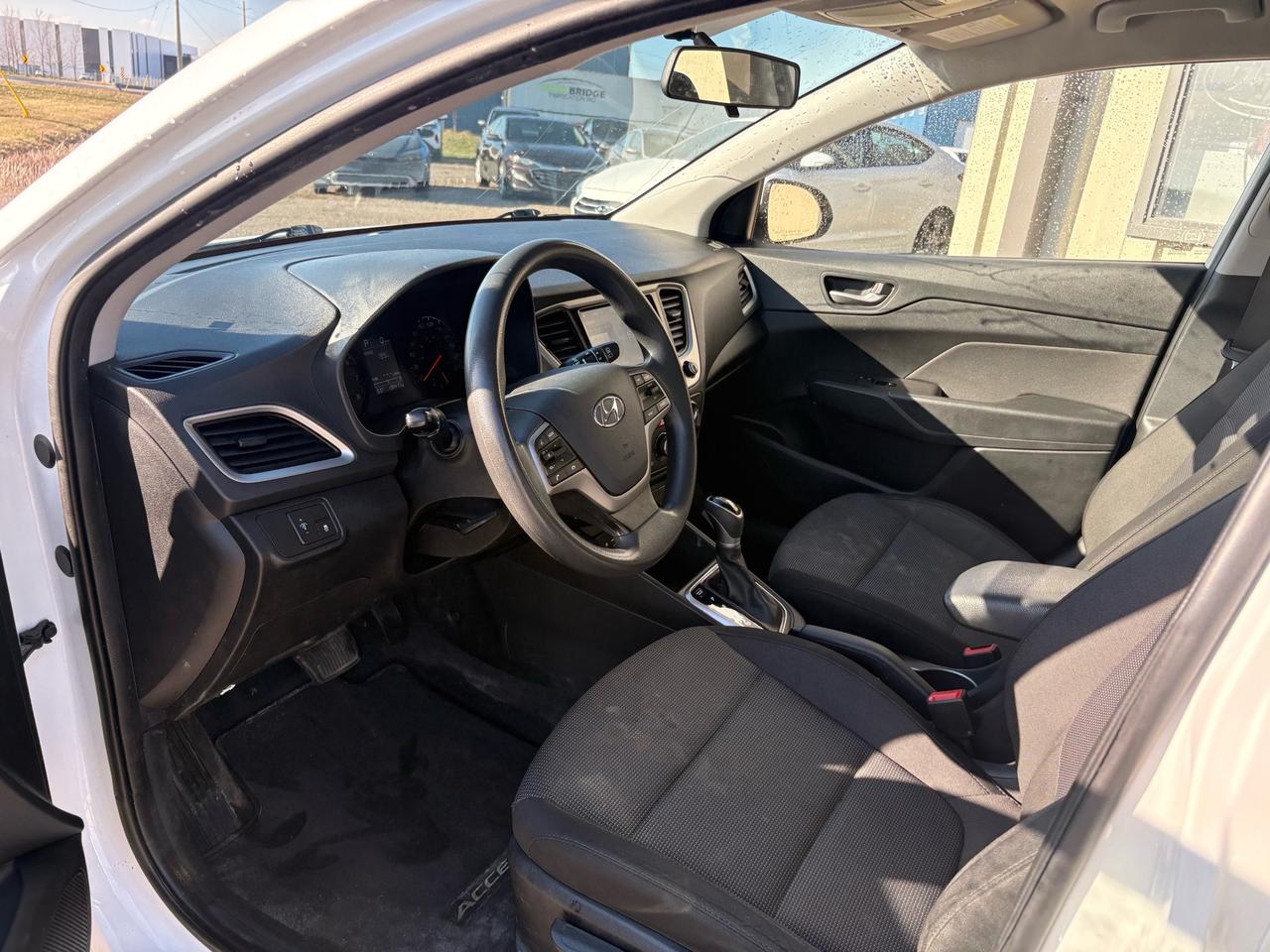 2019 Hyundai Accent 5 DOOR AUTO Photo