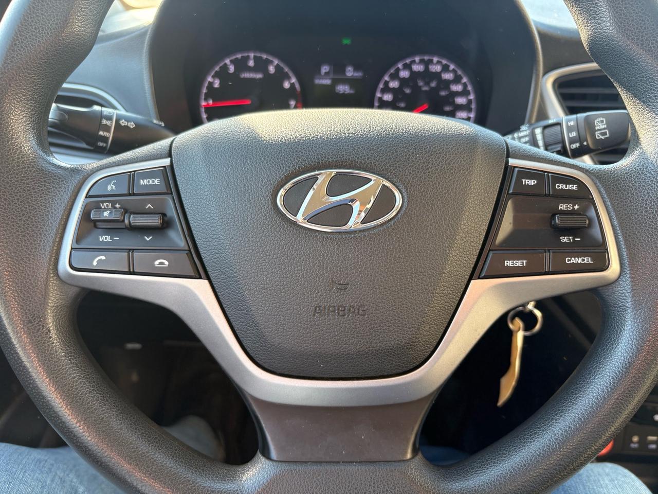 2019 Hyundai Accent 5 DOOR AUTO Photo