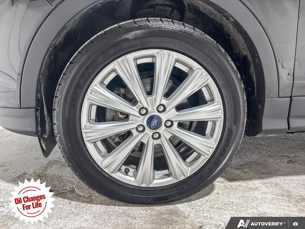 2019 Ford Escape SEL 4WD Photo