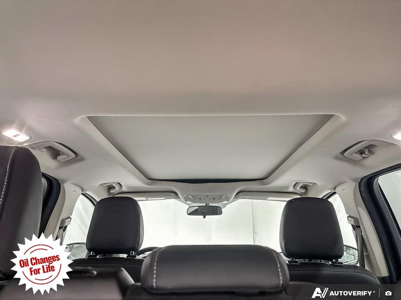2019 Ford Escape SEL 4WD Photo