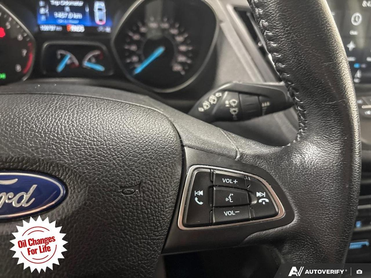 2019 Ford Escape SEL 4WD Photo