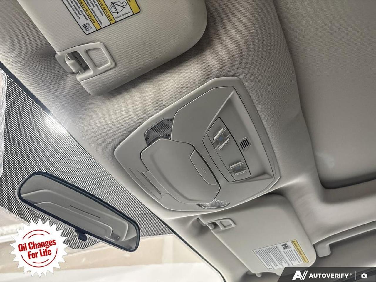 2019 Ford Escape SEL 4WD Photo