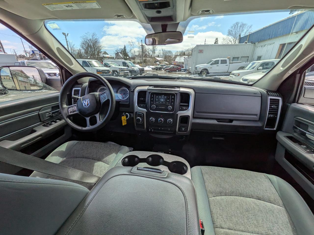 2018 RAM 1500 SLT Photo