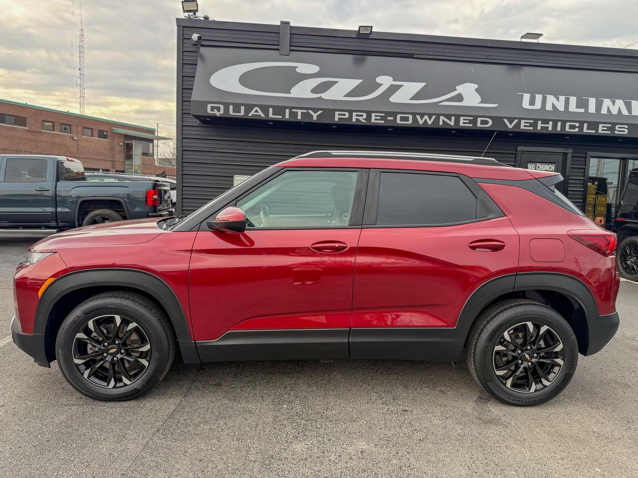 2023 Chevrolet TrailBlazer LT/1 OWNER/BSM/CAMERA/REMOTE/ACC/NO ACCIDENTS/1.2L Photo