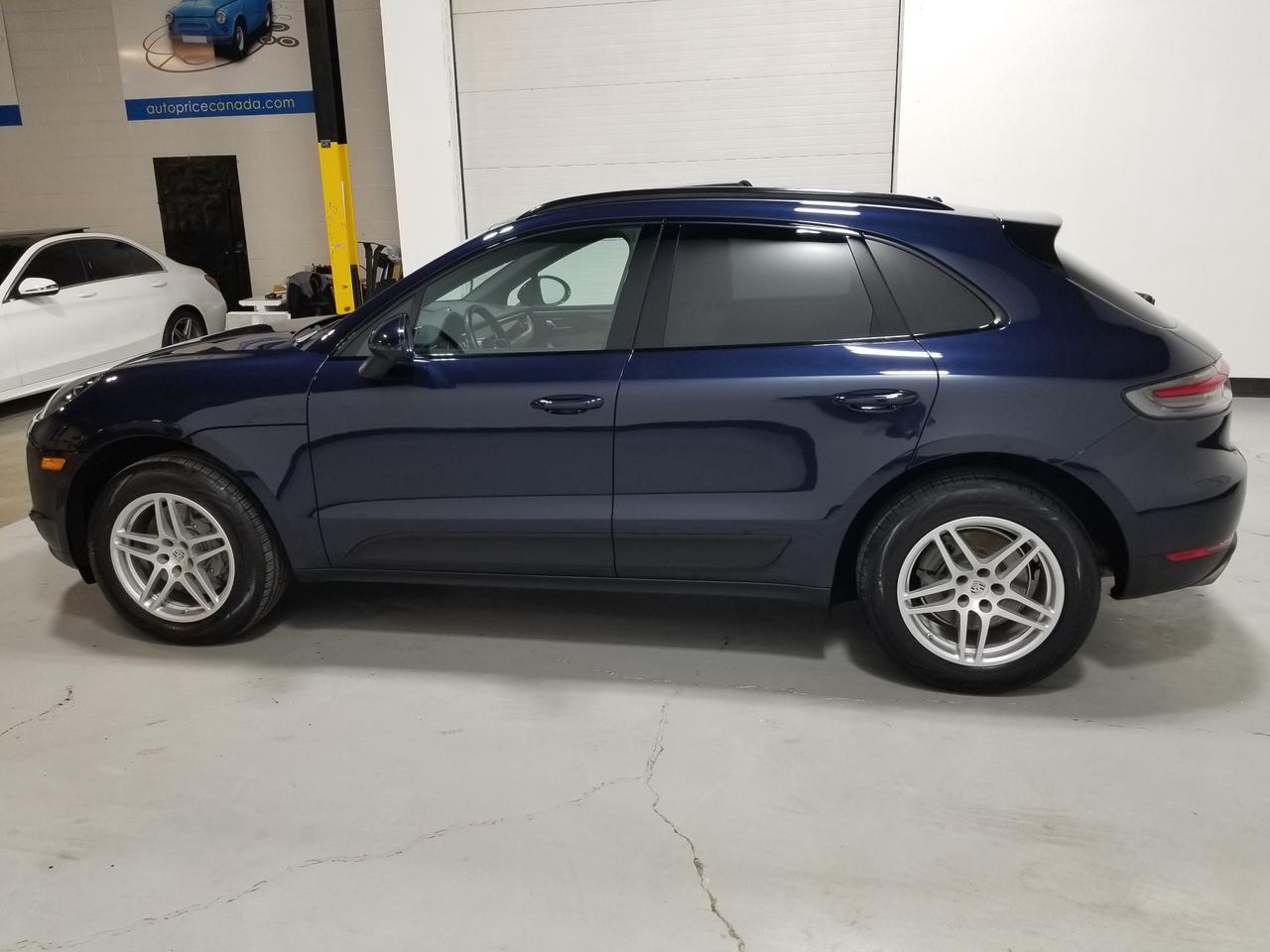 2021 Porsche Macan S 4dr All-Wheel Drive Photo3