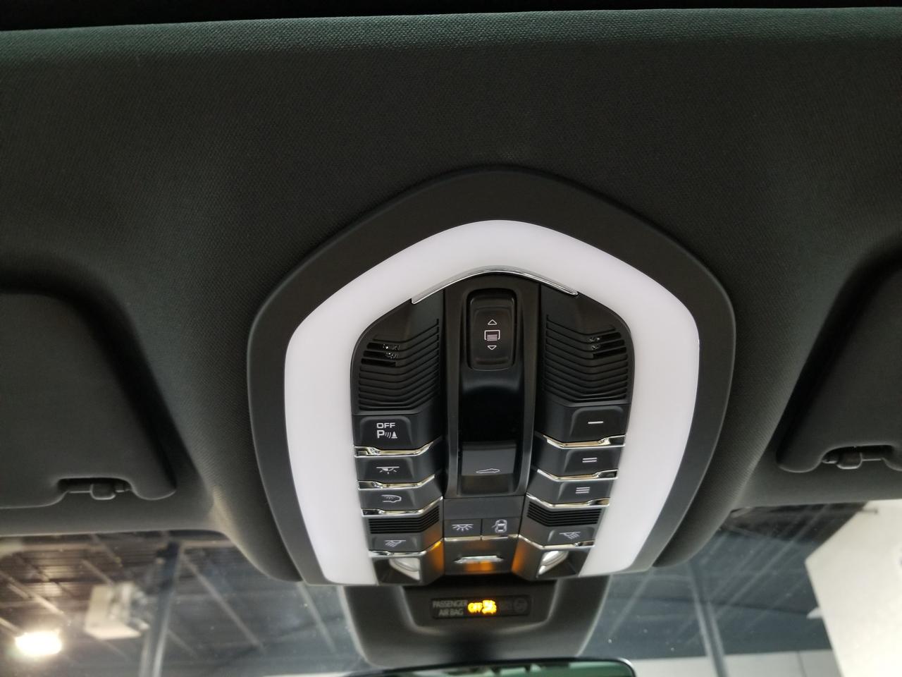 2021 Porsche Macan S 4dr All-Wheel Drive Photo