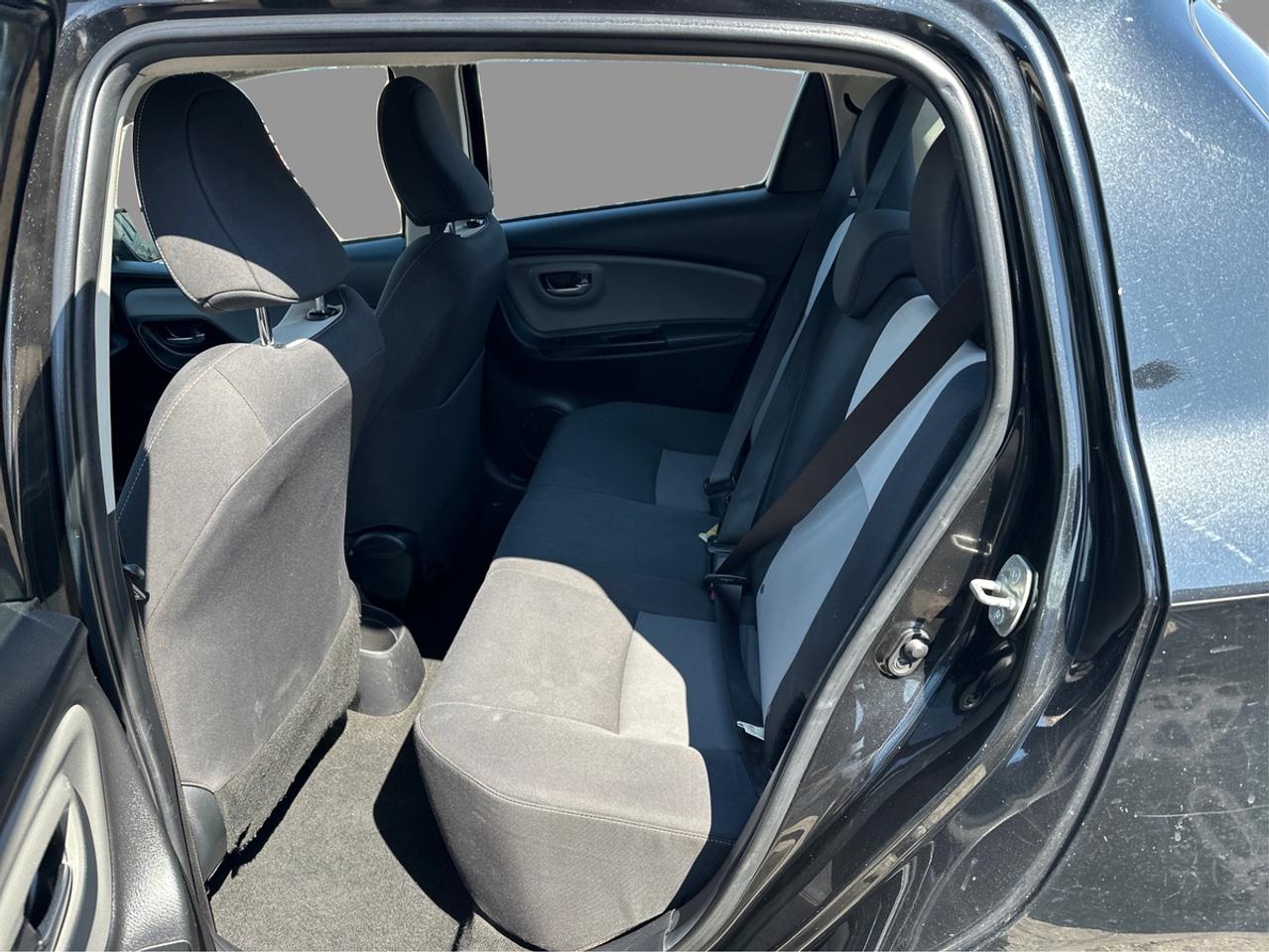 2018 Toyota Yaris SE Photo