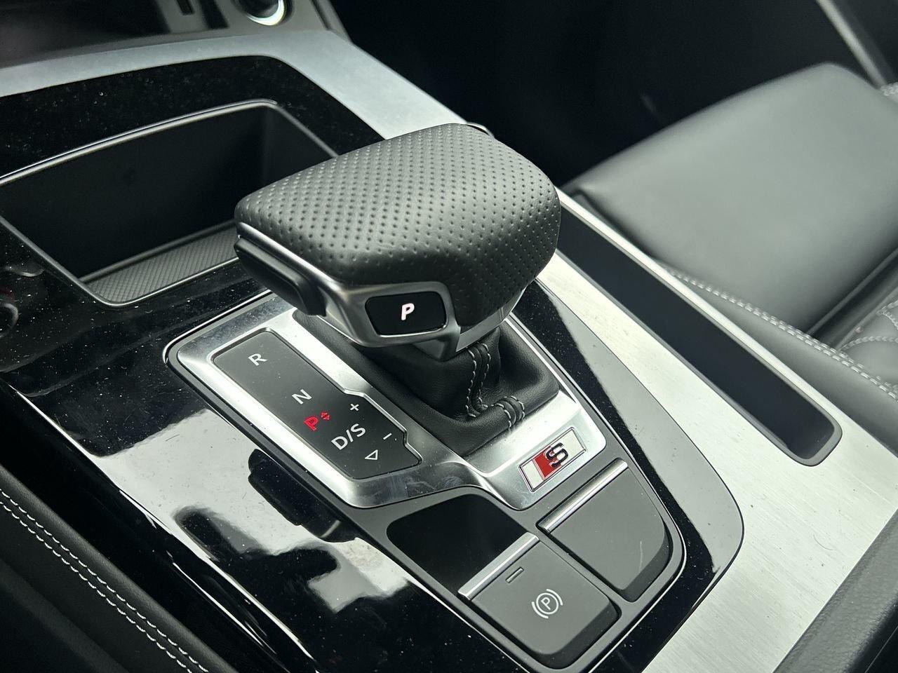 2025 Audi SQ5 Sportback Progressiv 3.0 TFSI quattro   3.49% up to 48m Photo