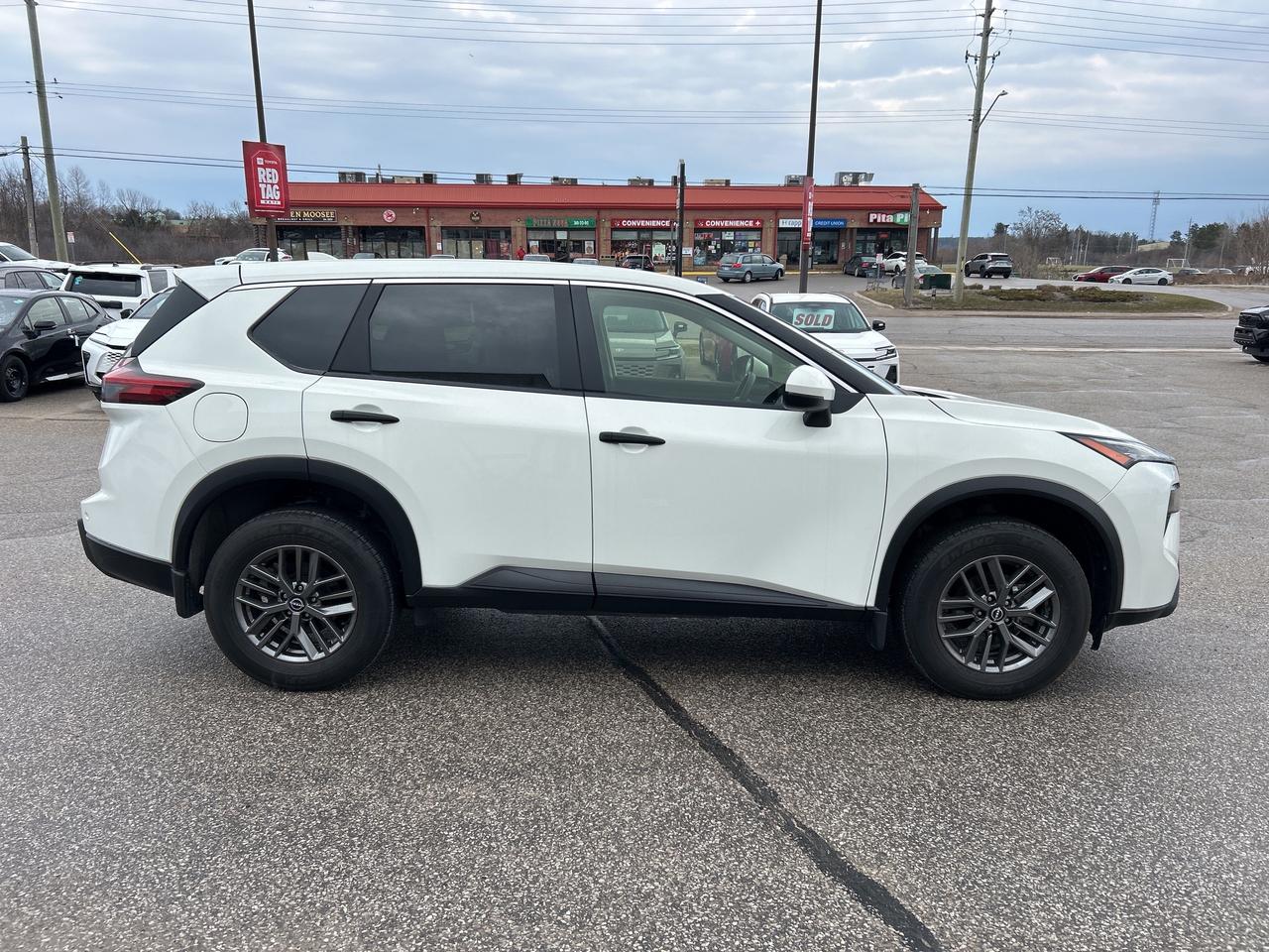 2024 Nissan Rogue S Photo