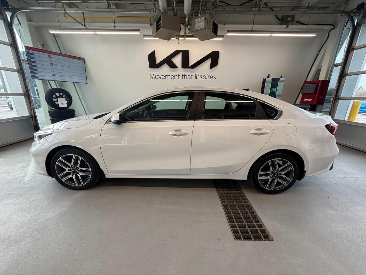 2022 Kia Forte EX+ 4dr Sedan Photo