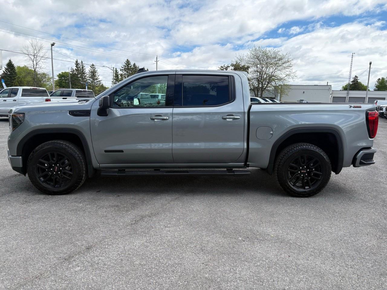 2026 GMC Sierra 1500 Crew Cab Short Box 4-Wheel Drive Elevation Photo