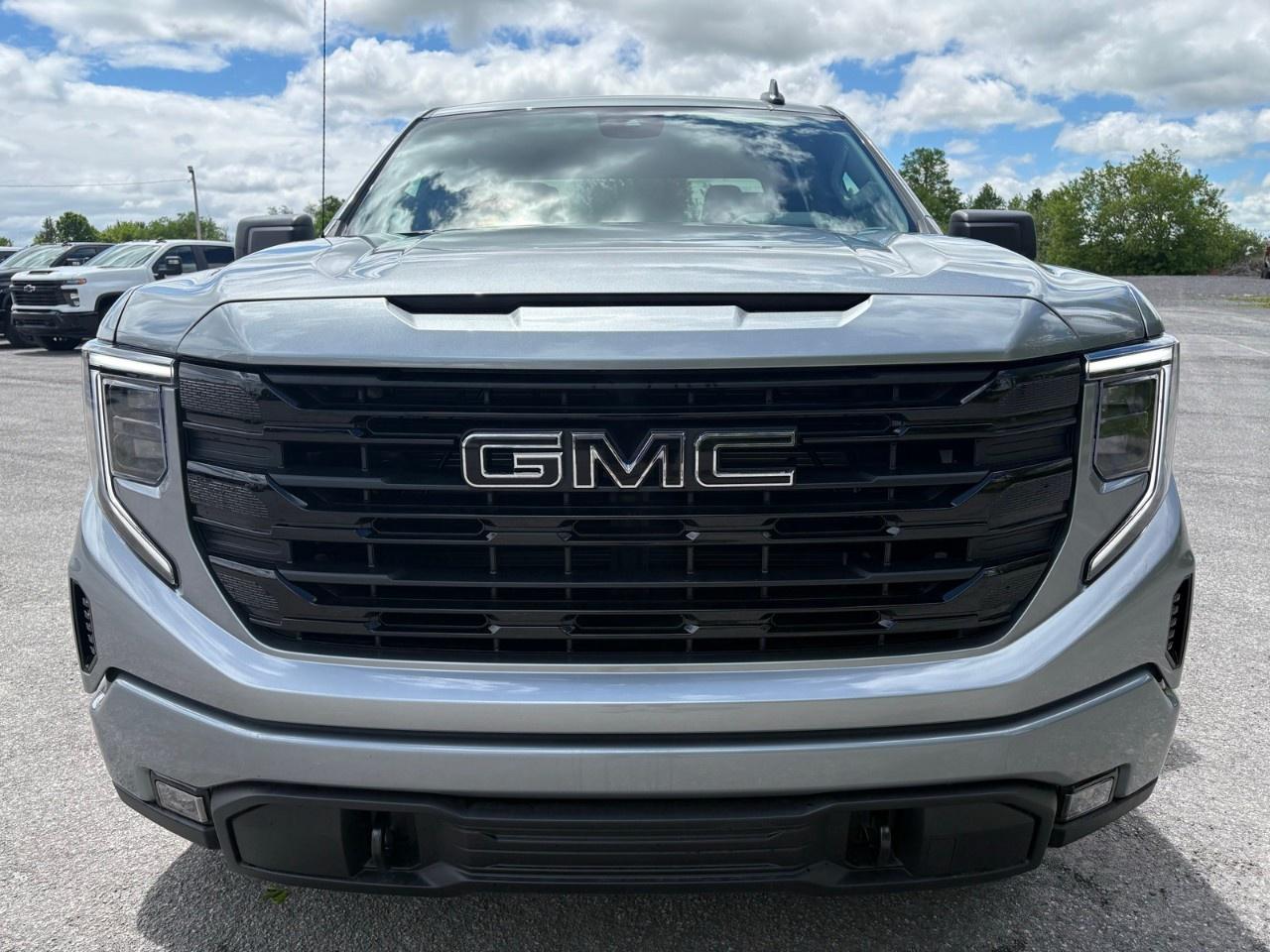 2026 GMC Sierra 1500 Crew Cab Short Box 4-Wheel Drive Elevation Photo0