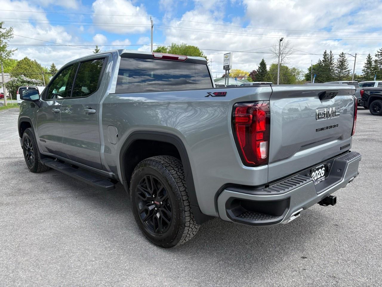 2026 GMC Sierra 1500 Crew Cab Short Box 4-Wheel Drive Elevation Photo