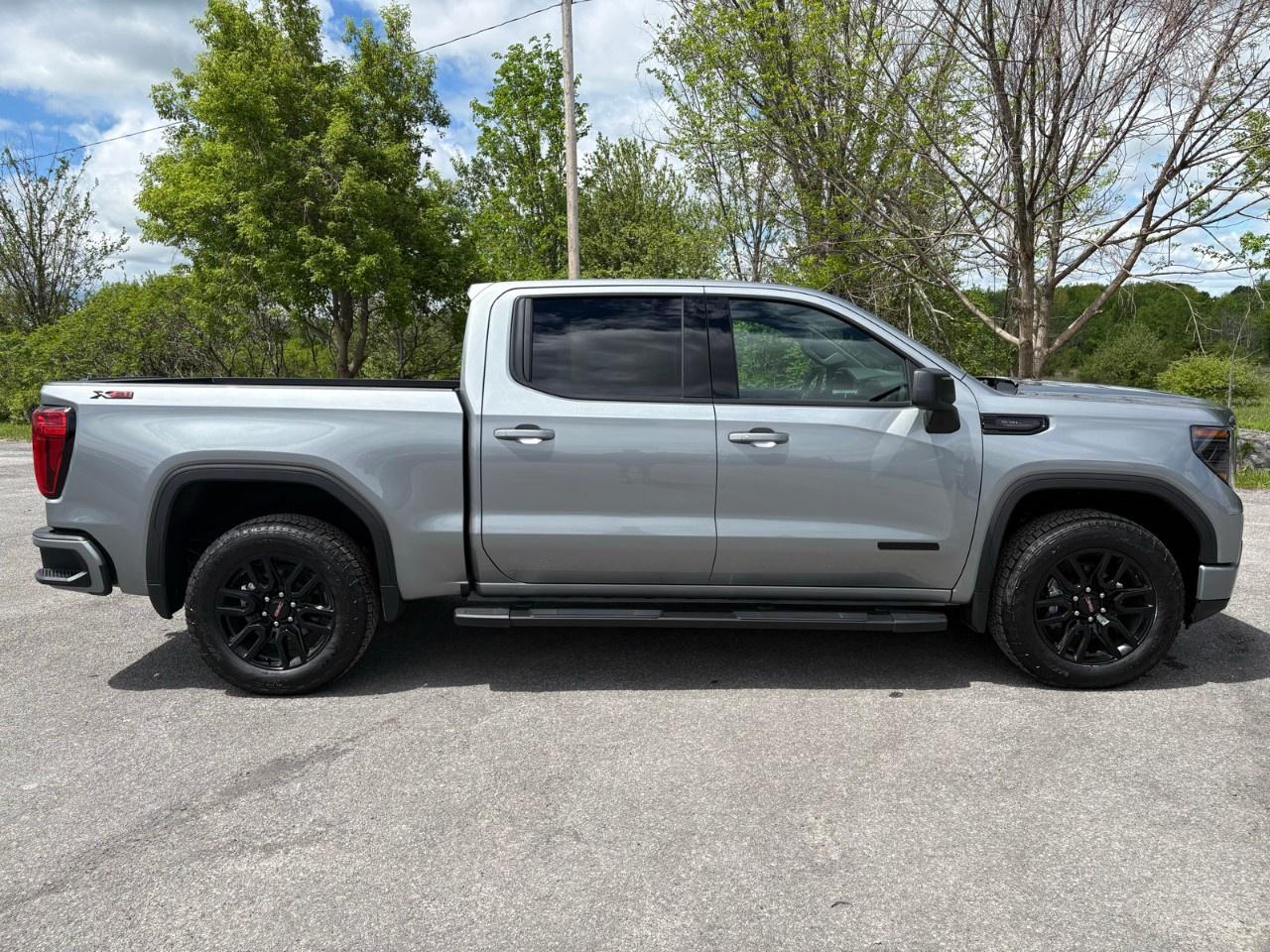 2026 GMC Sierra 1500 Crew Cab Short Box 4-Wheel Drive Elevation Photo