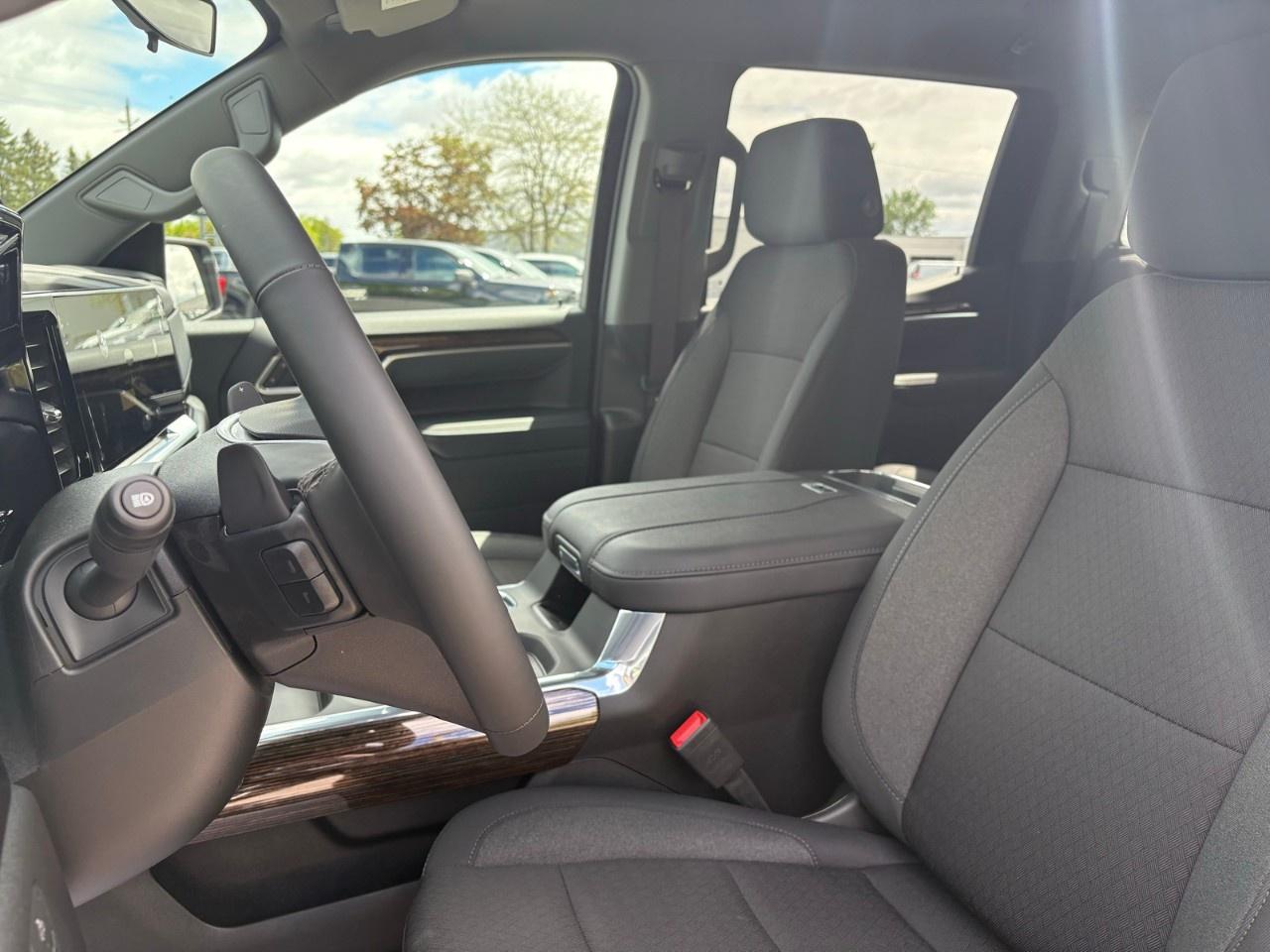2026 GMC Sierra 1500 Crew Cab Short Box 4-Wheel Drive Elevation Photo