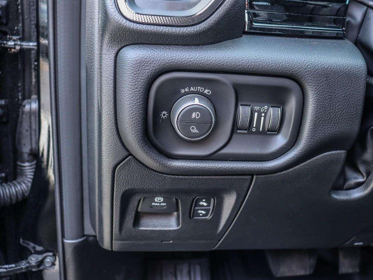 2026 RAM 1500 SPORT Photo