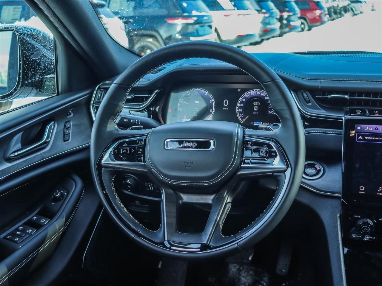 2025 Jeep Grand Cherokee L Overland Photo