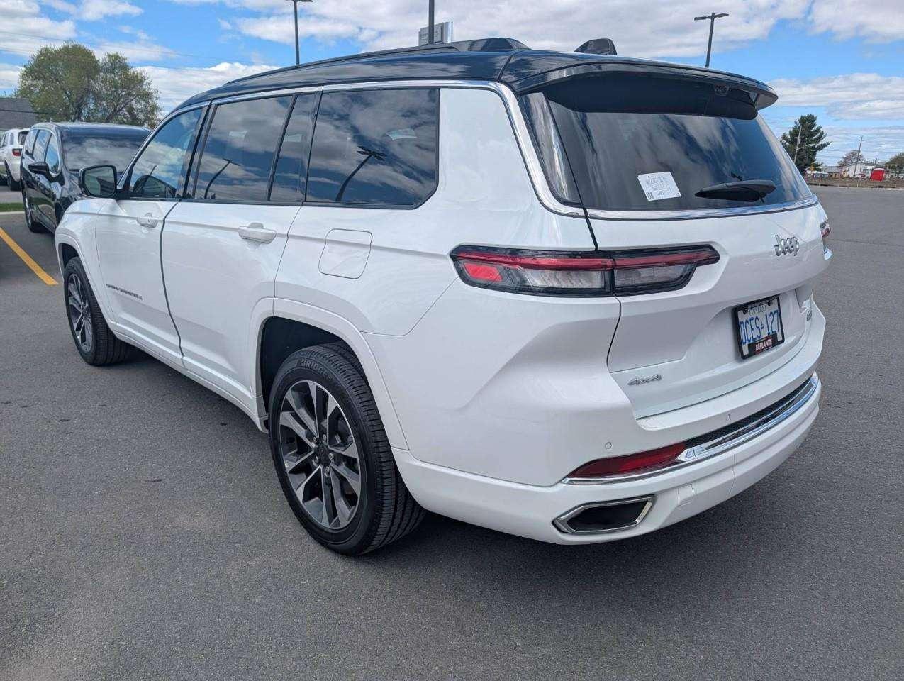 2025 Jeep Grand Cherokee Overland Photo