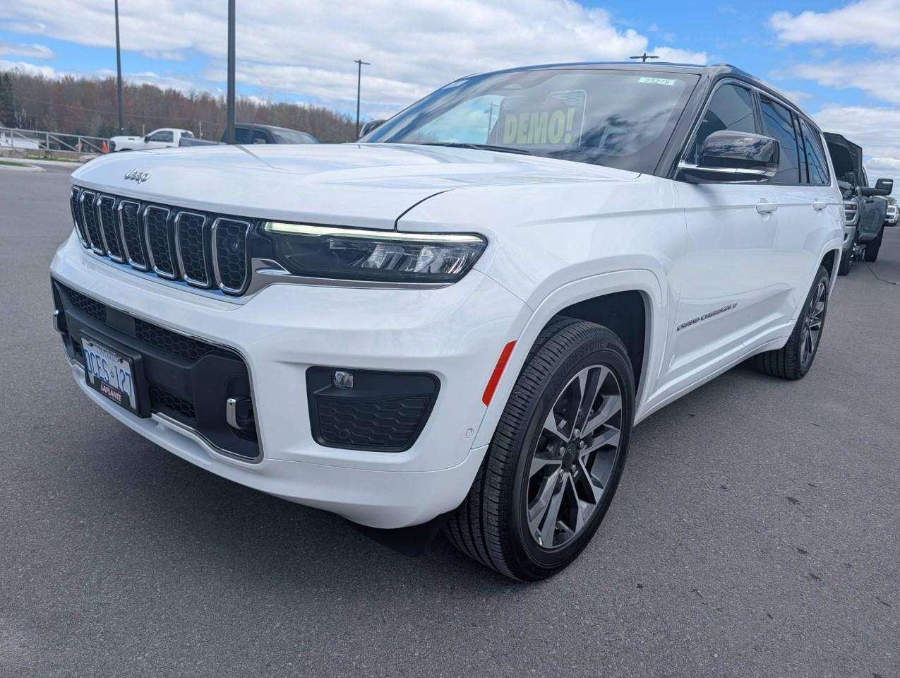 2025 Jeep Grand Cherokee Overland Photo