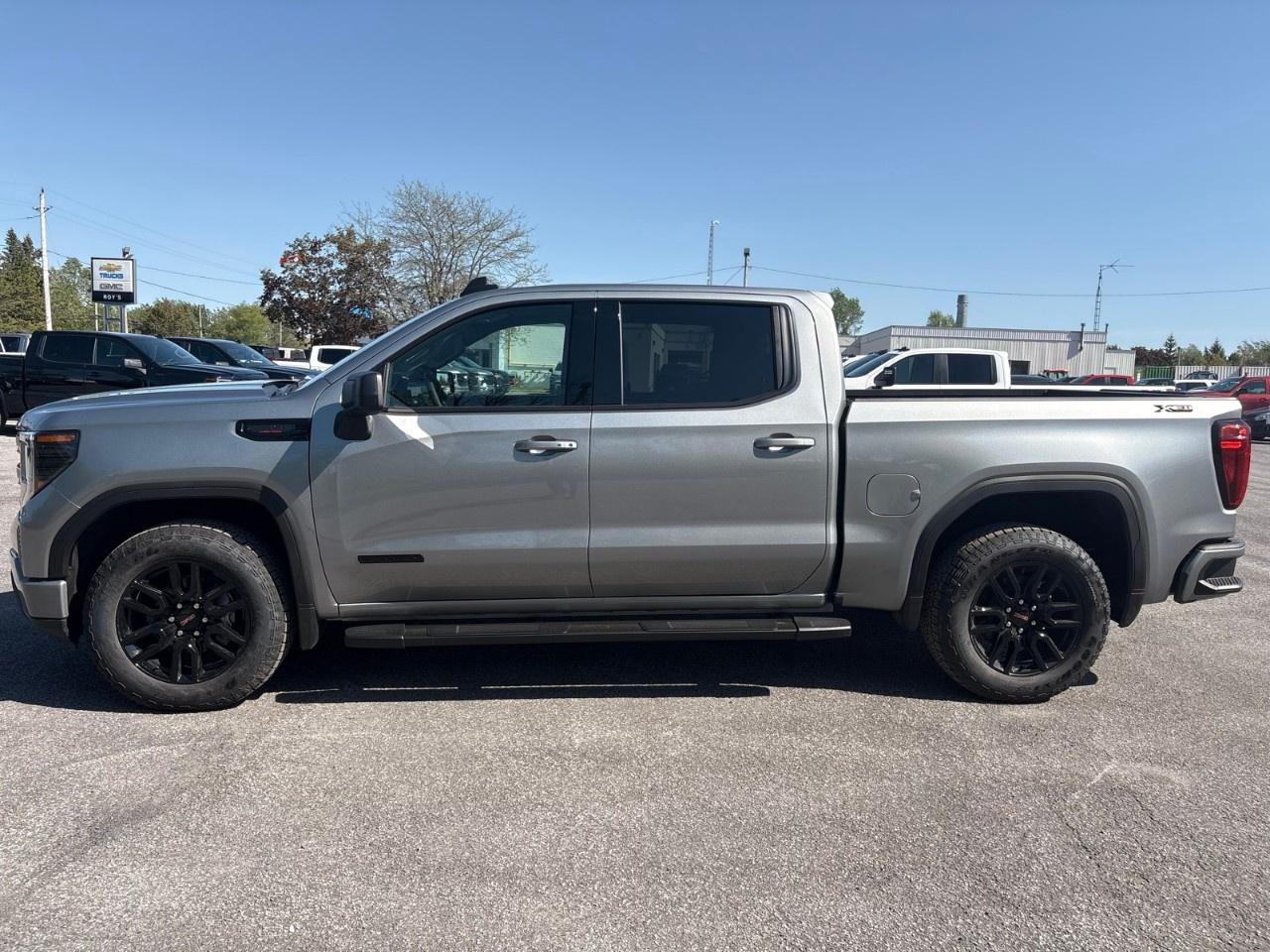 2026 GMC Sierra 1500 Crew Cab Short Box 4-Wheel Drive Elevation Photo