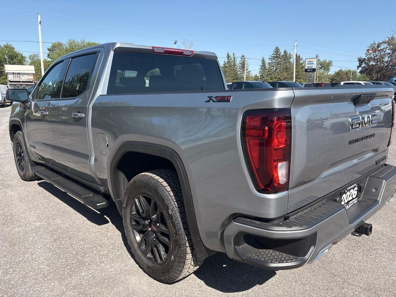 2026 GMC Sierra 1500 Crew Cab Short Box 4-Wheel Drive Elevation Photo