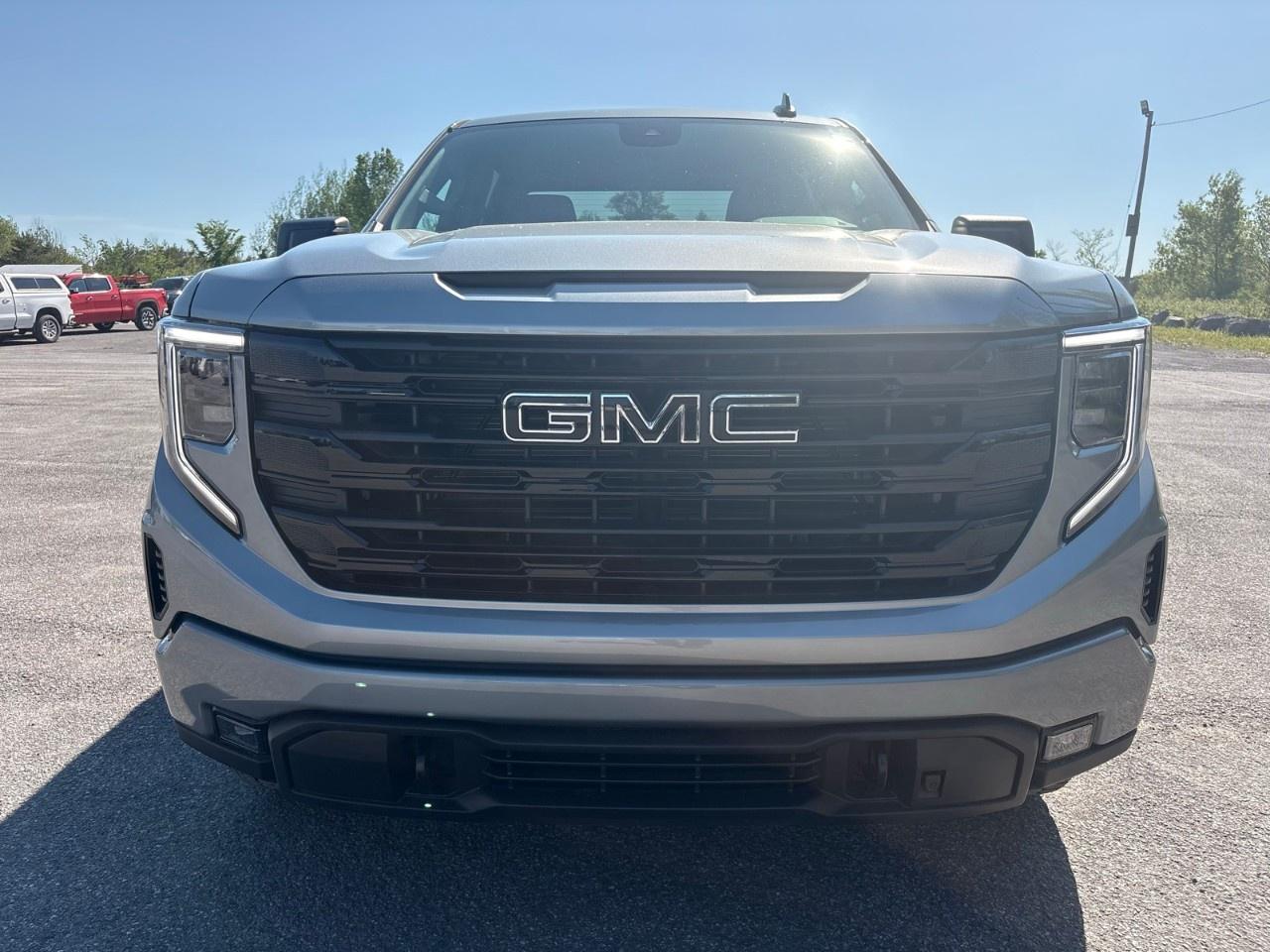 2026 GMC Sierra 1500 Crew Cab Short Box 4-Wheel Drive Elevation Photo