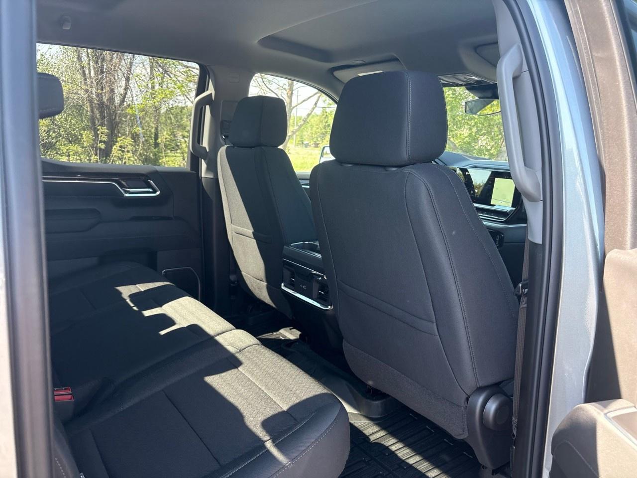 2026 GMC Sierra 1500 Crew Cab Short Box 4-Wheel Drive Elevation Photo