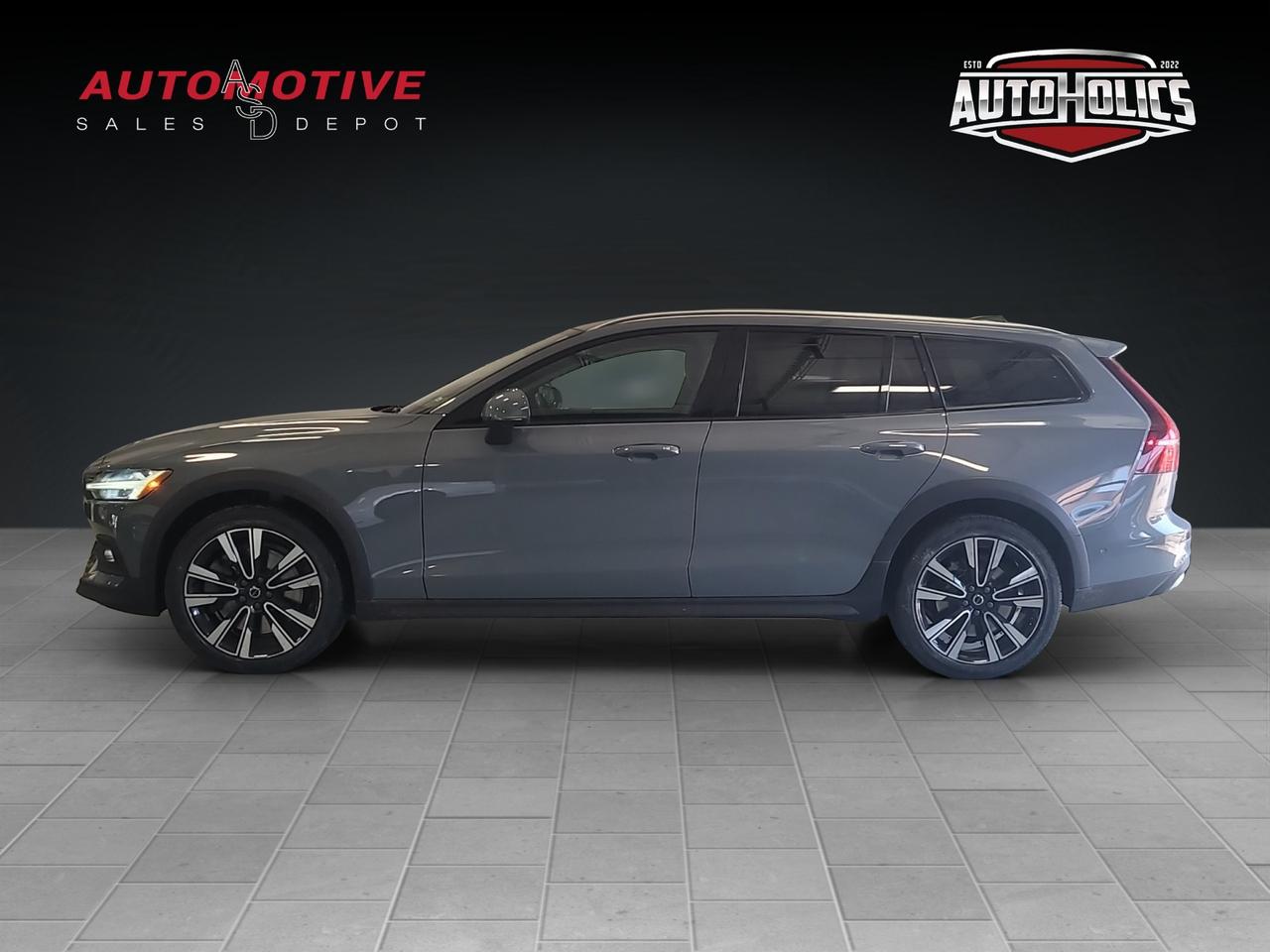 2024 Volvo V60 Cross Country B5 Plus Awd Photo