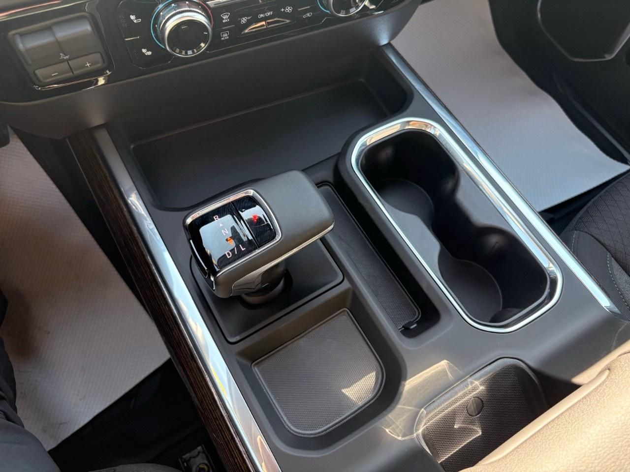 2026 GMC Sierra 1500 Crew Cab Short Box 4-Wheel Drive Elevation Photo
