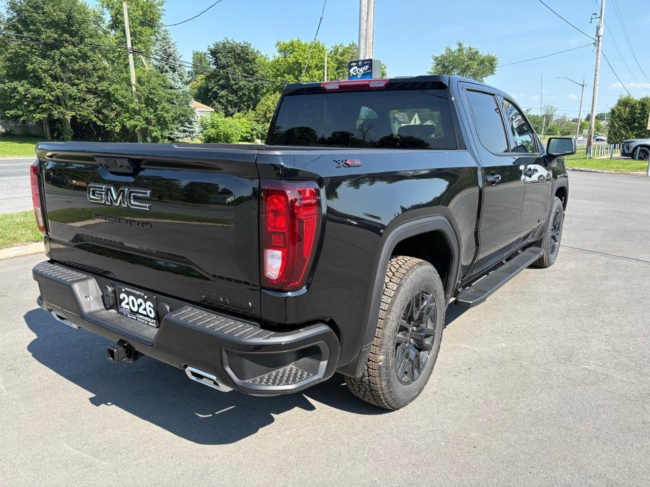 2026 GMC Sierra 1500 Crew Cab Short Box 4-Wheel Drive Elevation Photo