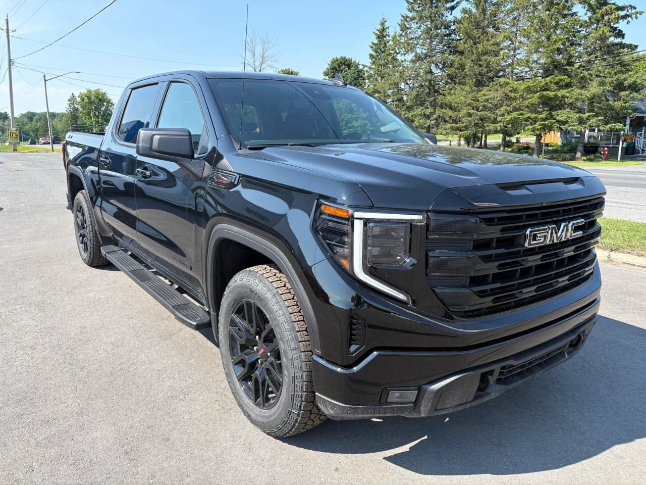 2026 GMC Sierra 1500 Crew Cab Short Box 4-Wheel Drive Elevation Photo
