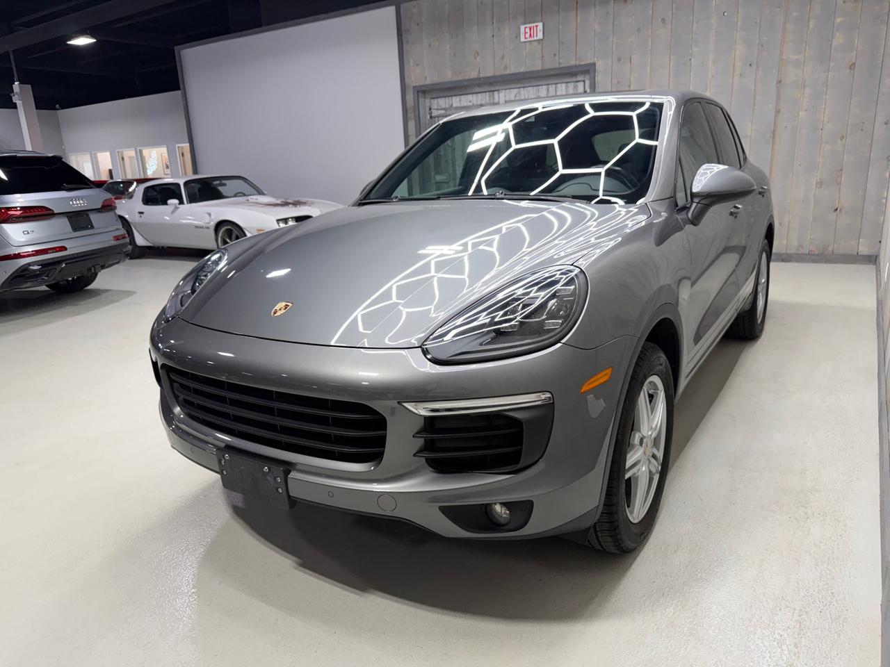 2017 Porsche Cayenne AWD  PREMIUM PLUS BOSE Photo