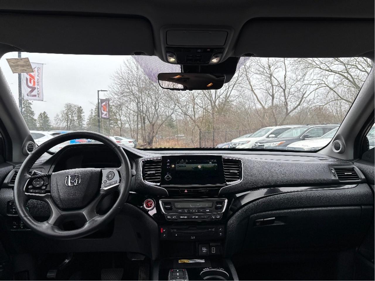 2022 Honda Pilot Touring AWD 7 PASS LEATHER NAV TWIN MOONROOF Photo