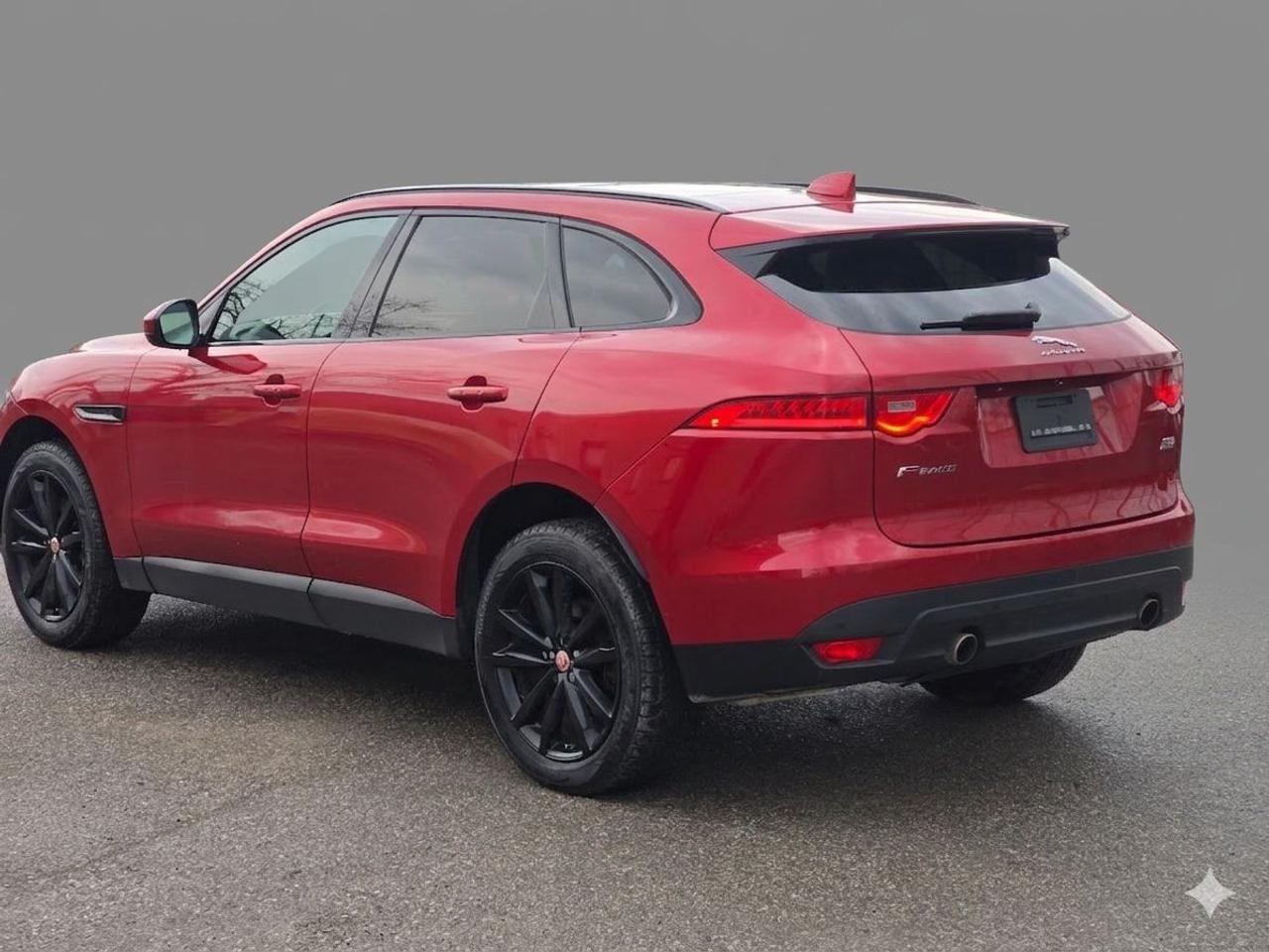 2019 Jaguar F-PACE 25t AWD Prestige Photo