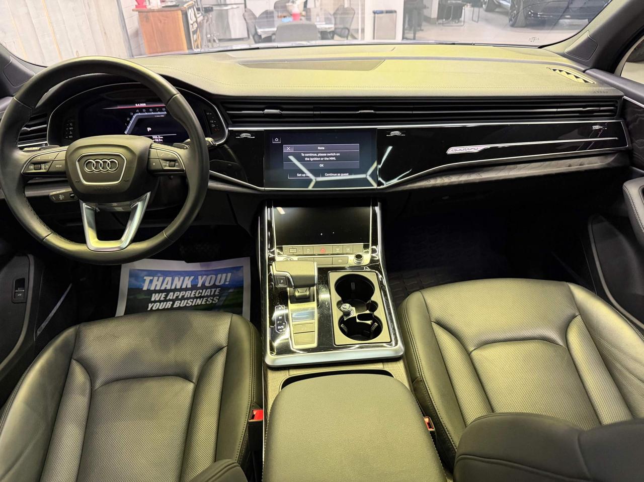 2024 Audi Q7 PROGRESSIV S-LINE BLACK OPTICS TRAILER HITCH Photo