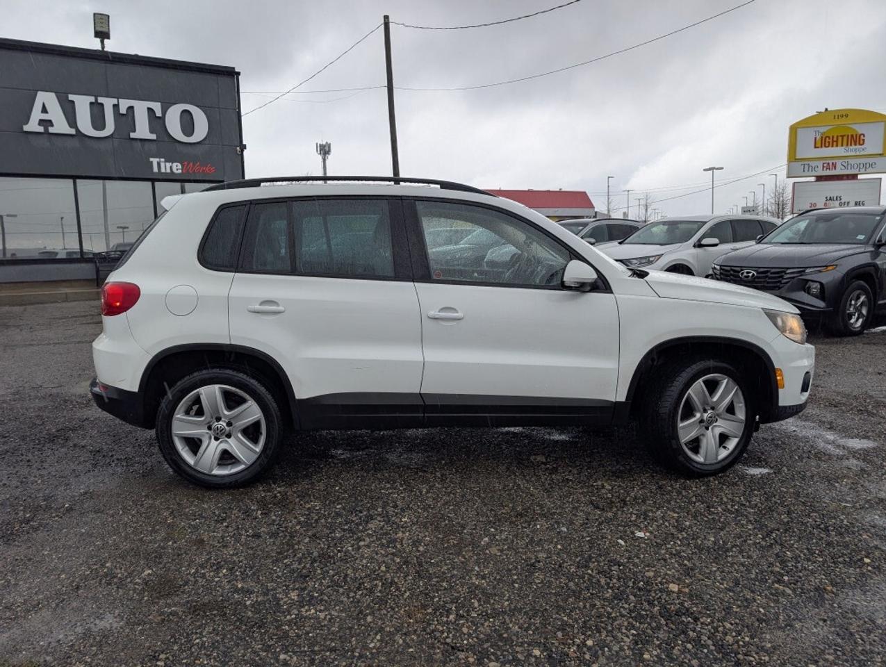 2016 Volkswagen Tiguan HIGHLINE  NAV   PANO ROOF   LEATHER   CAMERA Photo4