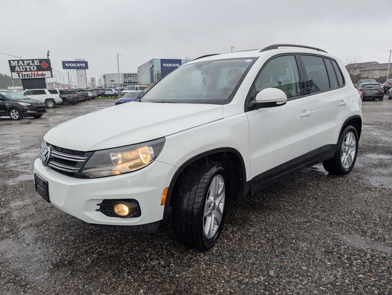 2016 Volkswagen Tiguan HIGHLINE  NAV   PANO ROOF   LEATHER   CAMERA Photo