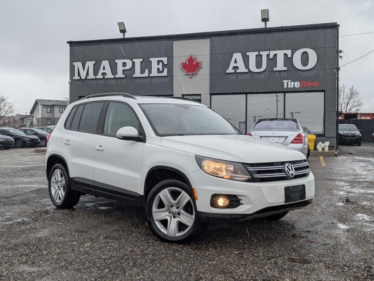 2016 Volkswagen Tiguan HIGHLINE  NAV   PANO ROOF   LEATHER   CAMERA Photo0