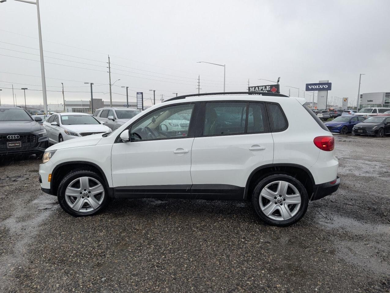 2016 Volkswagen Tiguan HIGHLINE  NAV   PANO ROOF   LEATHER   CAMERA Photo