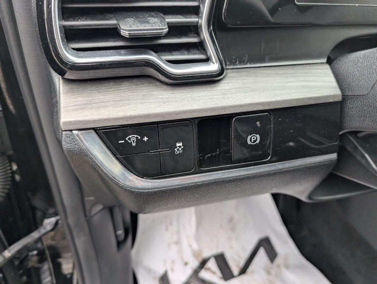 2023 Kia Sportage X-LINE   LEATHER   CAMERA   HTD SEATS Photo