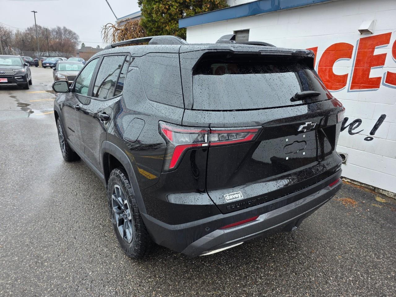 2025 Chevrolet Equinox ACTIV 4dr All-Wheel Drive Photo