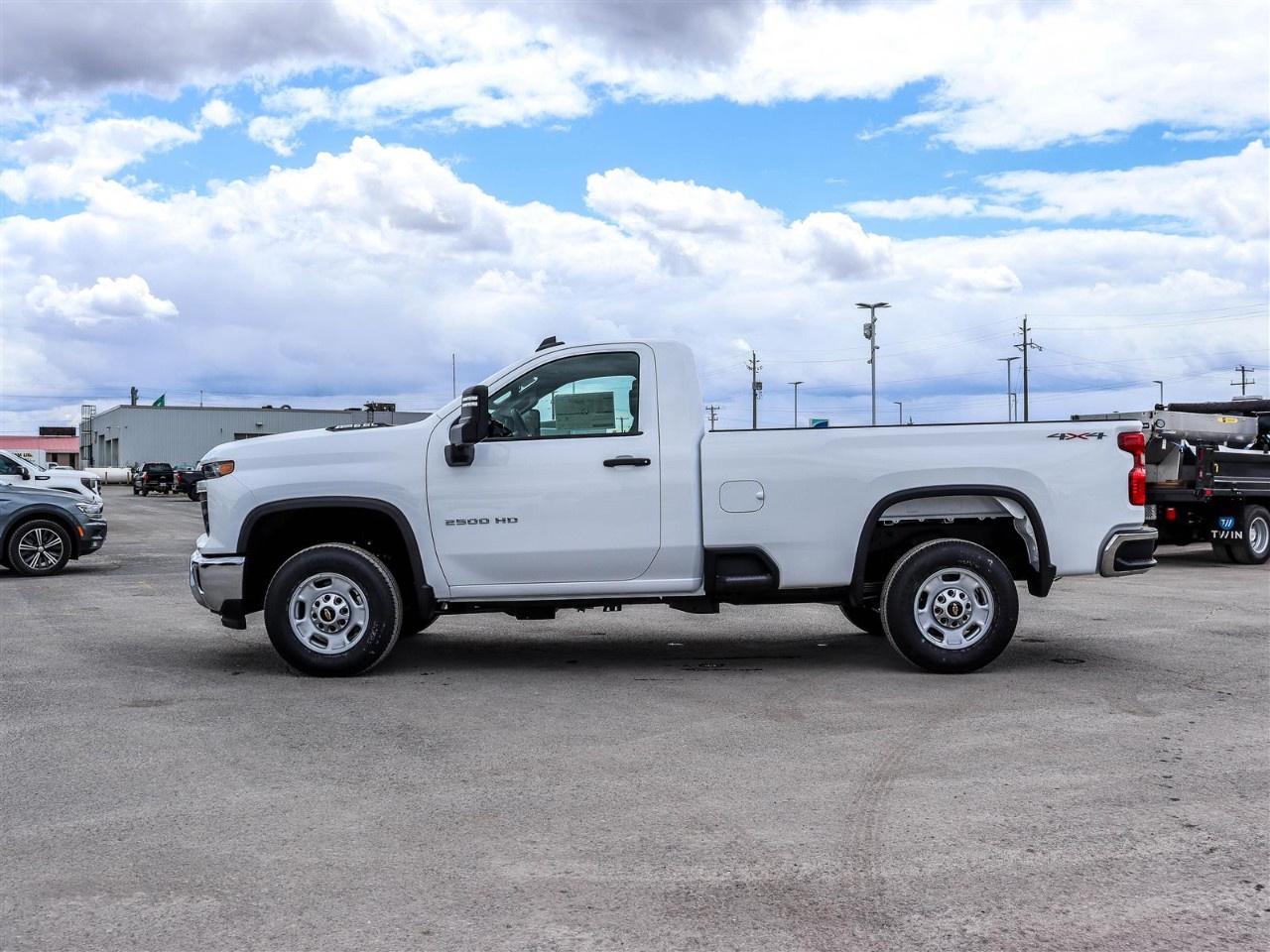 2026 Chevrolet SILVERADO 2500HD 4WD Regular Cab Long Box Work Truck Photo2