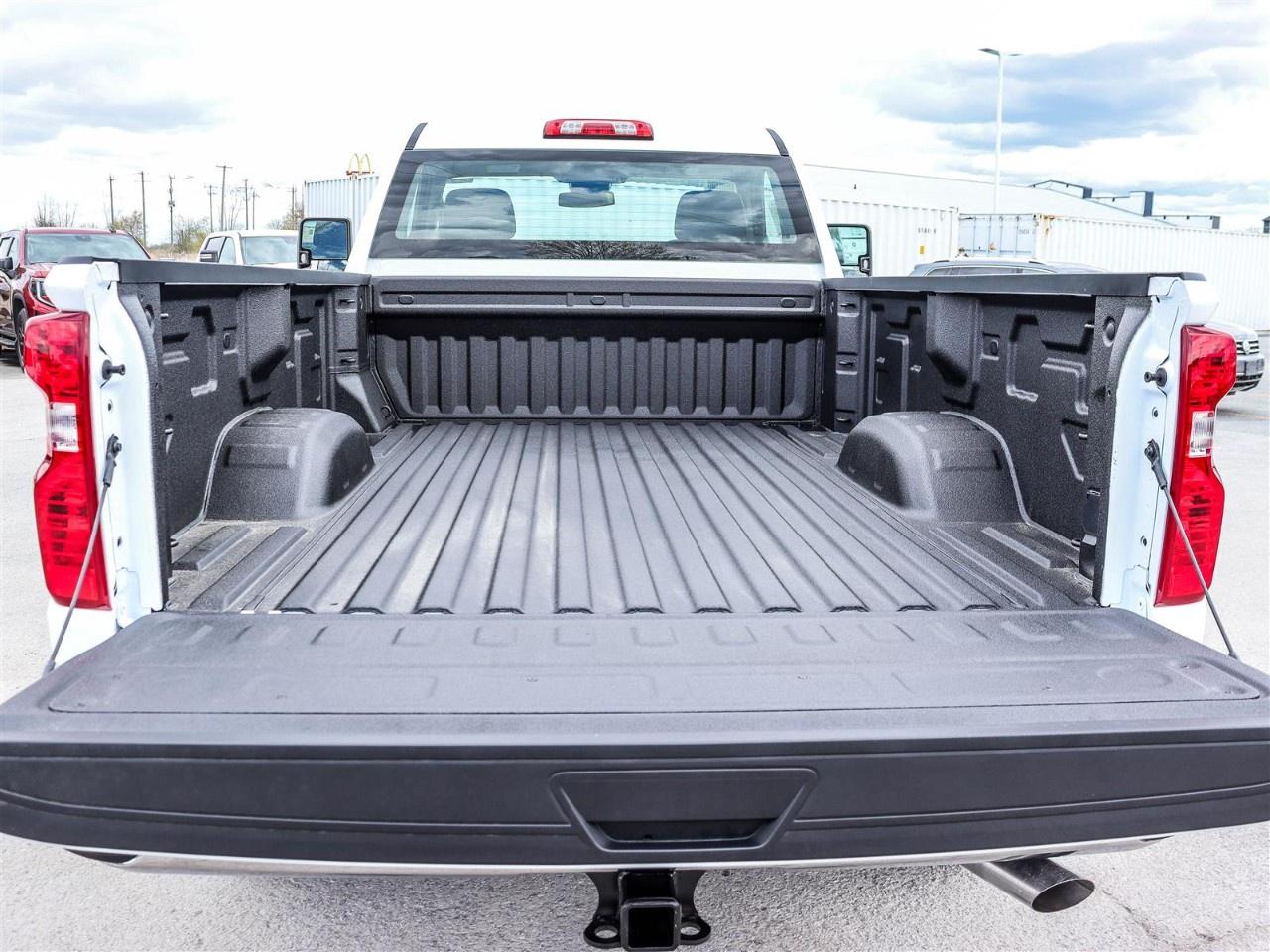 2026 Chevrolet SILVERADO 2500HD 4WD Regular Cab Long Box Work Truck Photo
