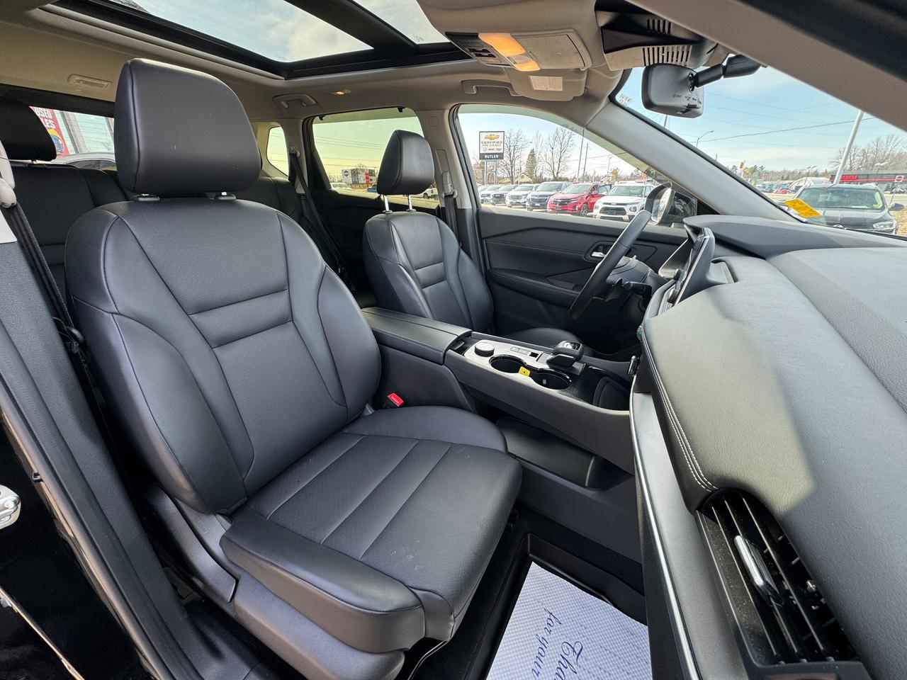 2025 Nissan Rogue SL 4dr All-Wheel Drive Sport Utility Photo