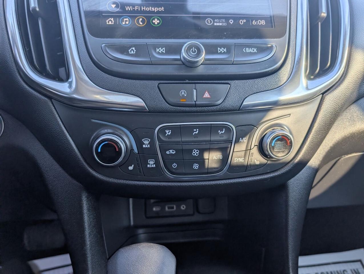 2023 Chevrolet Equinox LT AWD   SUNROOF   CAMERA   HTD SEATS Photo