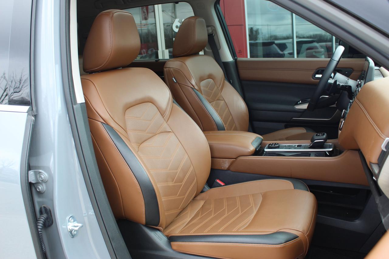 2024 Nissan Pathfinder Platinum Pkg, Chestnut Interior, fully loaded Photo