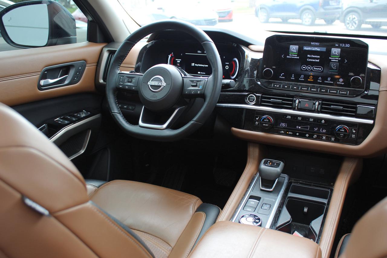 2024 Nissan Pathfinder Platinum Pkg, Chestnut Interior, fully loaded Photo