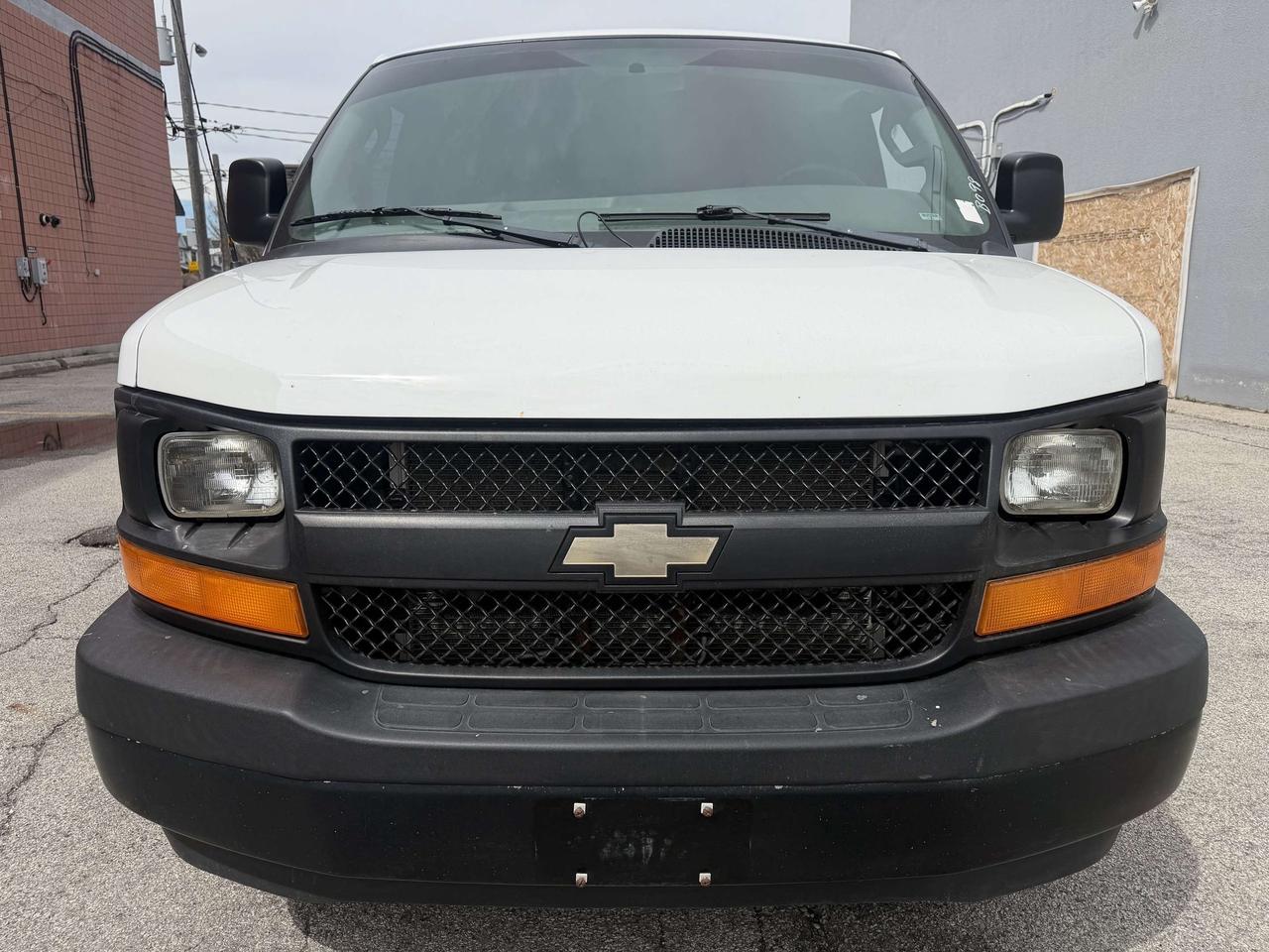 2017 Chevrolet Express 2500 2500/ !!! JUST SOLD SOLD SOLD SOLD  08/17 /2026 !! Photo
